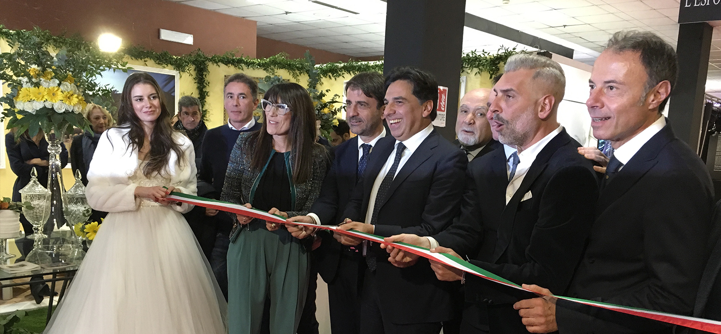 <b>Sposami</b>, <b>il Salone della Sposa e della Casa</b>-fiera nazionale nel centro fieristico “Le Ciminiere” di <b>Catania</b>, dall’11 al 19 gennaio 2020.   